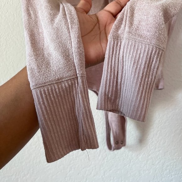 Abercrombie & Fitch Soft AF Cozy Blush Pink Tie Bodysuit Size Small - Picture 6 of 9